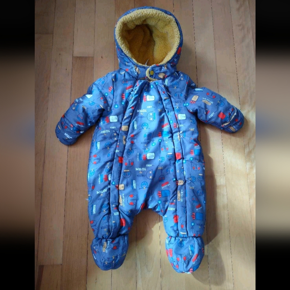 3 months (60 cm) Orchestra Baby Snowsuit Grey with totem design Yellow interior